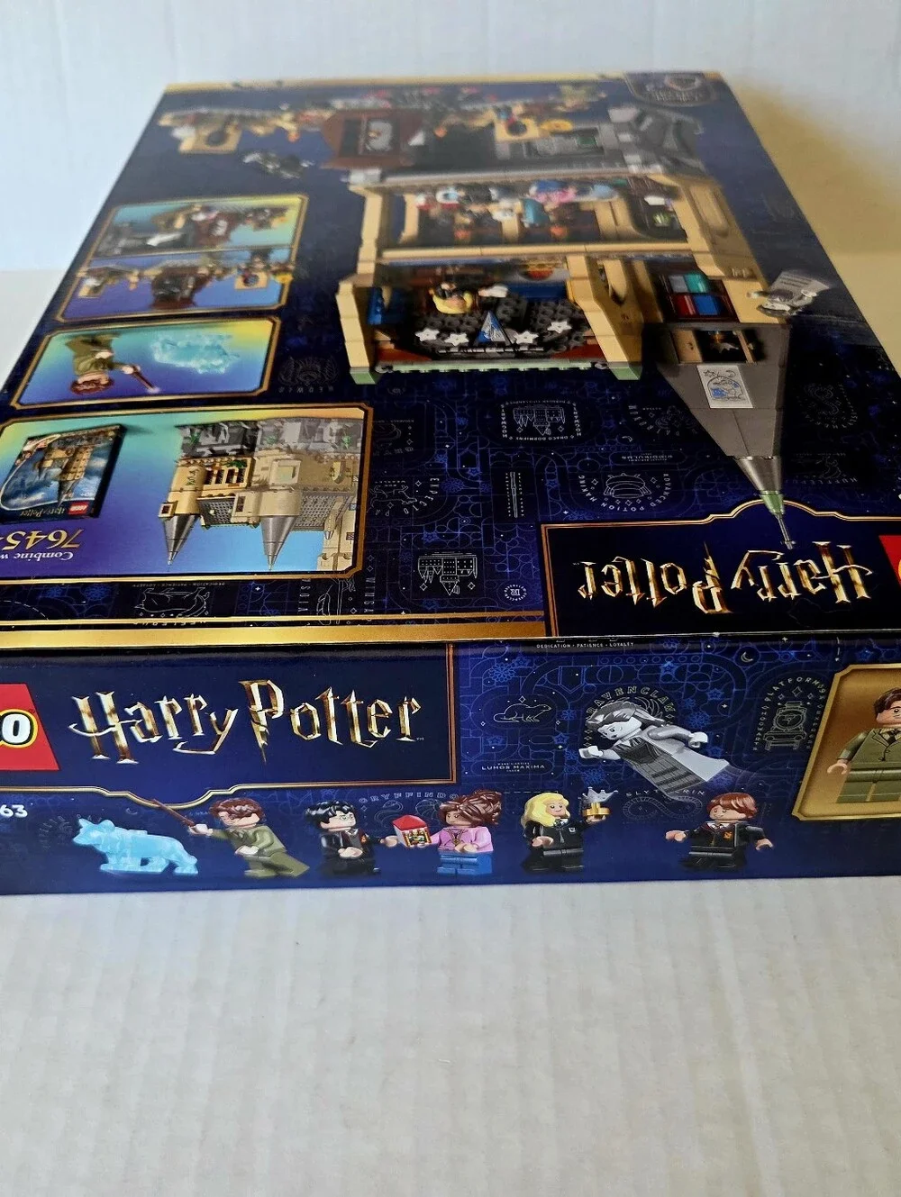 LEGO Harry Potter Hogwarts Castle Hospital Wing 76463 Building Toy 907 Piece NIB